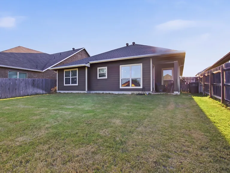 1207 Amber Dawn Dr — Photo 20