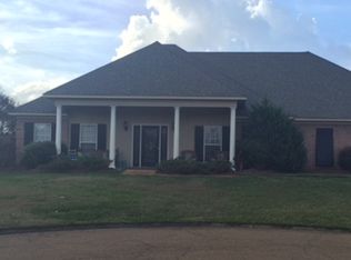 136 Pinehurst Dr, Brandon, MS 39047