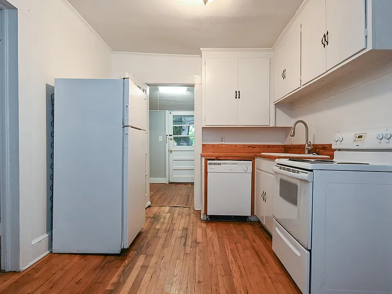 832 Oconee St — Photo 27