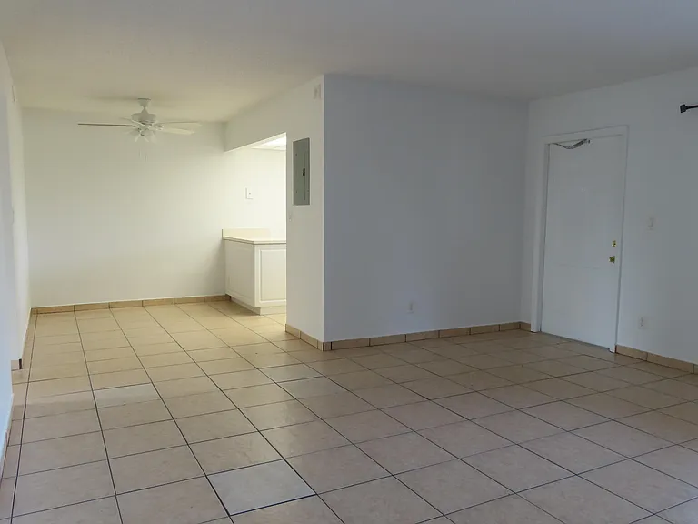 6900 SW 39th St #311K — Photo 2