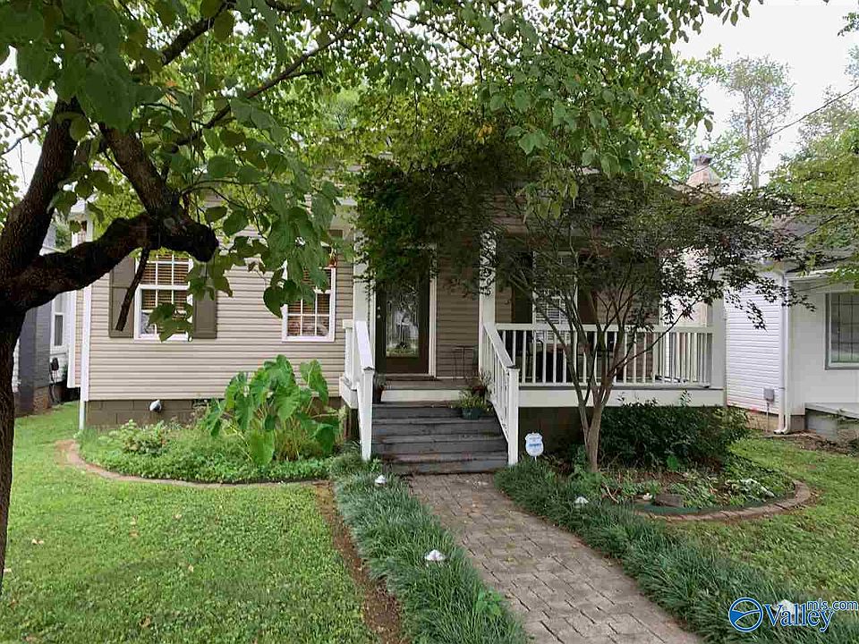 2nd image of 1305 McCullough Ave NE