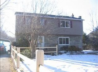 85 Haviland Rd, Poughkeepsie, NY 12601