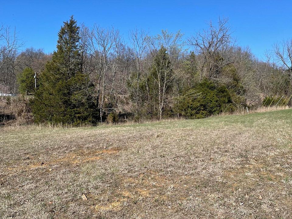 2nd image of 20 Jennings Knob Rd