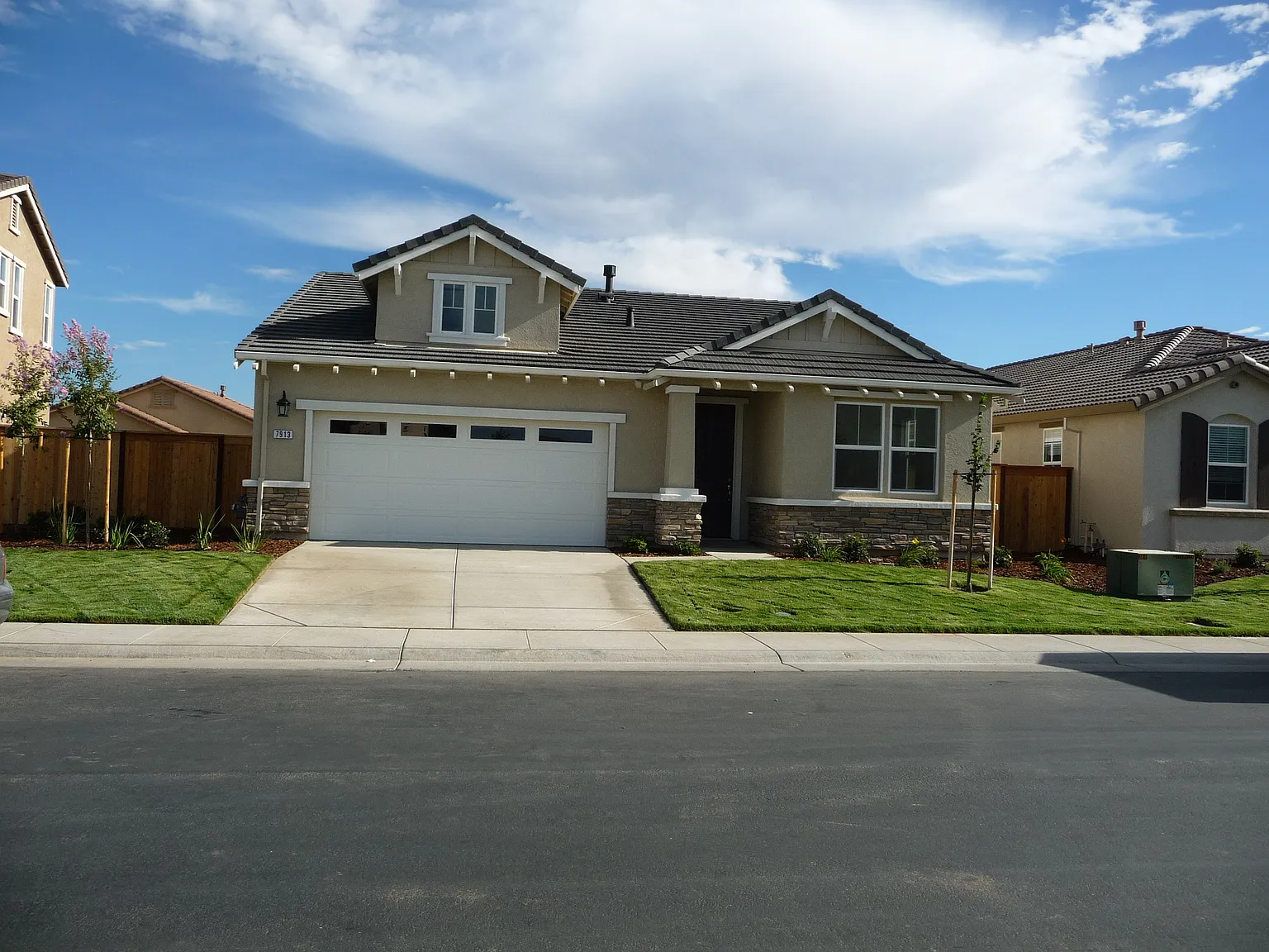 7913 Demui Way photo 1