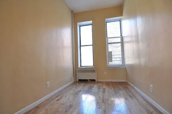 Rented by Bohemia Realty Group | media 34