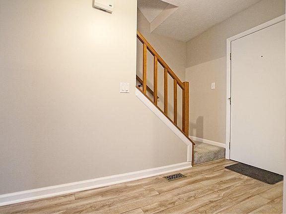 2nd image of 5074 Columbia Cir #17-87