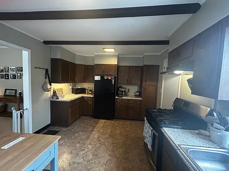 1136 Boyd St — Photo 13