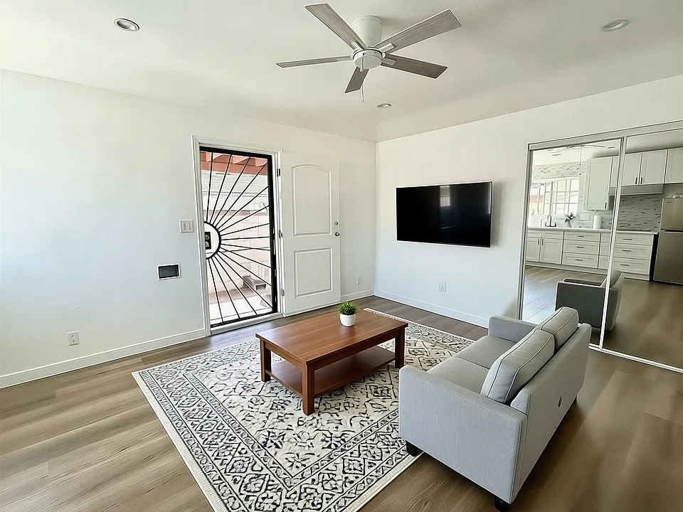 Living room (virtually staged)