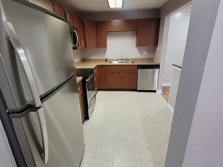 803 Garden Cir #7A — Photo 2