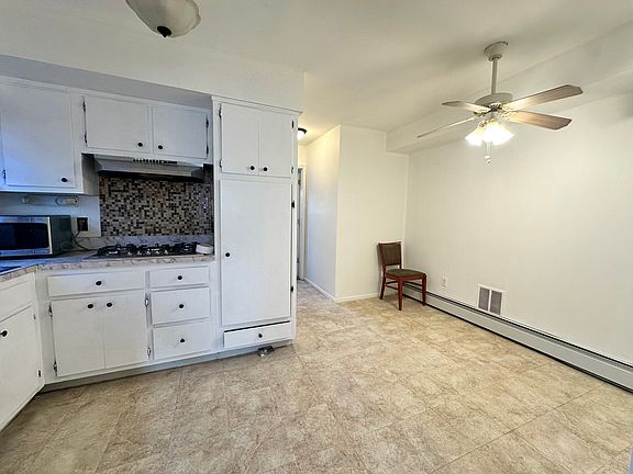 3rd image of 361 Gower St Floor 2
