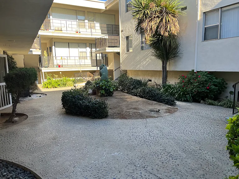 329 California Ave #9 — Photo 7