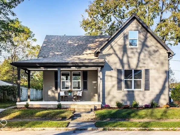 671 N 10th St, Noblesville, IN 46060