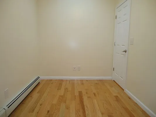 Rented by Hakeem Shahid, LREB | media 9