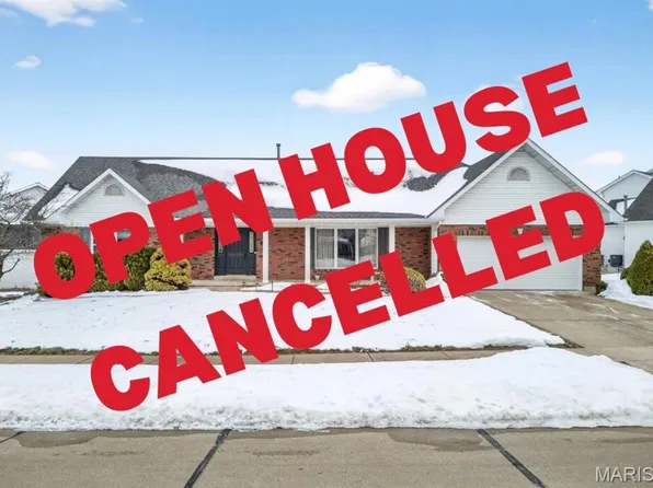 244 E Governor Pl, Saint Charles, MO 63301