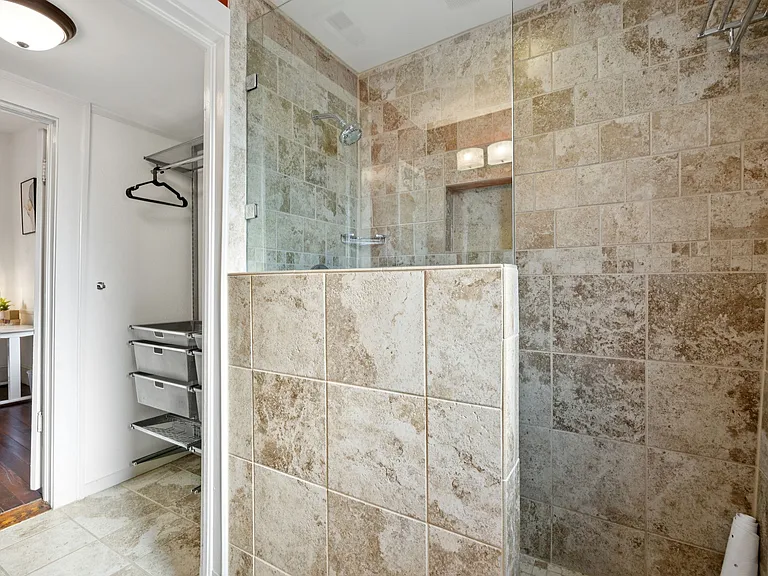 5502 Victor St — Photo 15