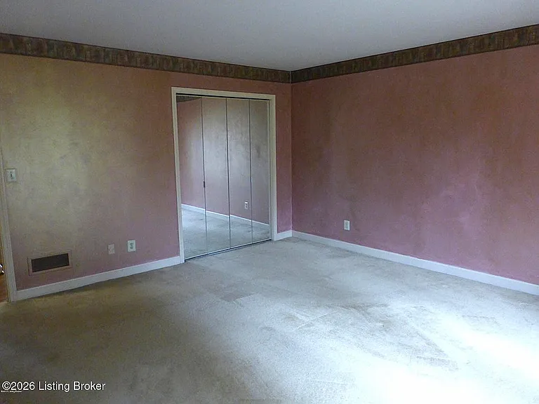 2311 Fallsview Rd — Photo 5