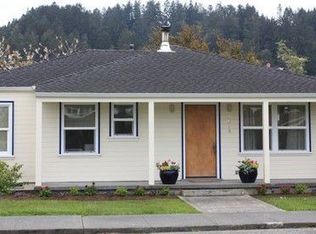 1078 Rose Ave, Ferndale, CA 95536