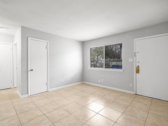 3rd image of 5605 1/2 Jim Hogg Ave #A