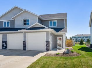 3425 Meridian Dr, Bismarck, ND 58504