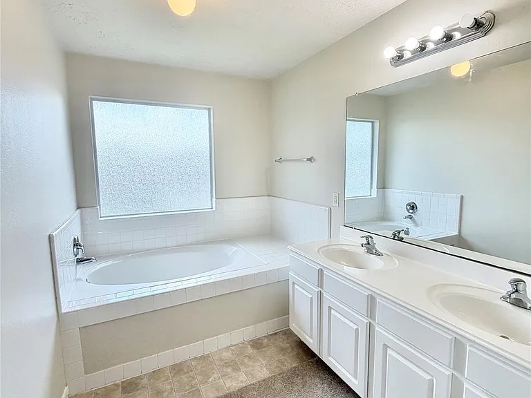 21734 Texian Ct — Photo 14