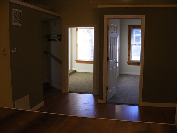 3rd image of 111 N Park St #F