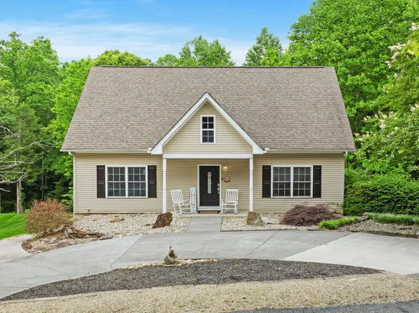 210 Wahuhu Ln, Loudon, TN 37774