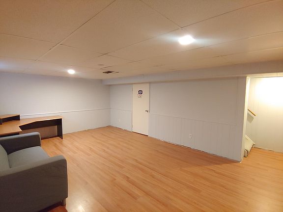 5th image of 1828 Willoway Cir S