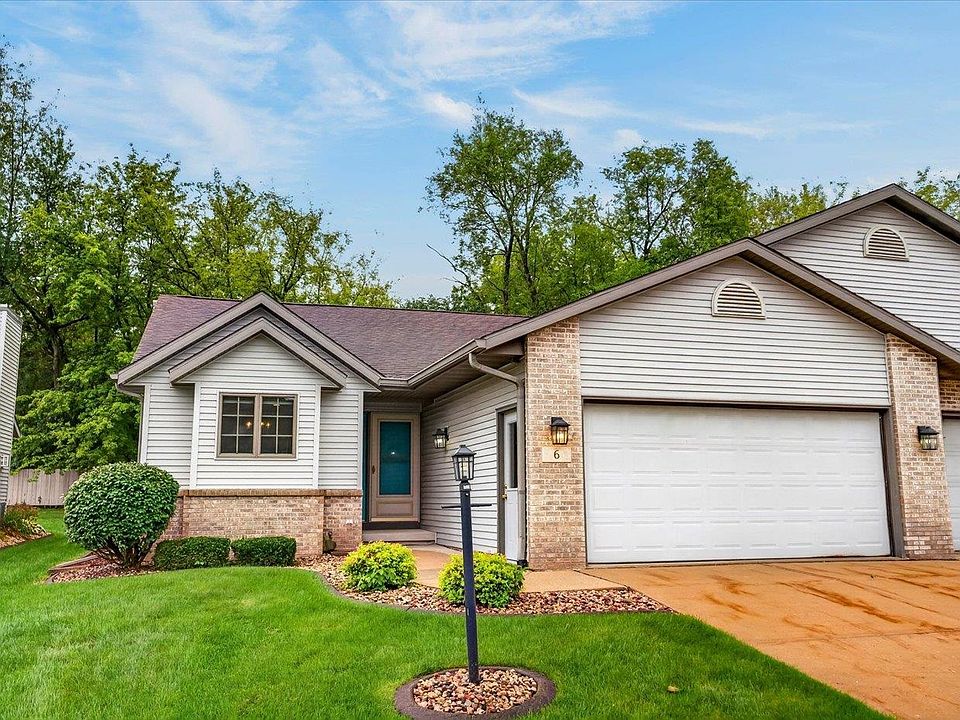 1st image of 6 Village Homes Dr