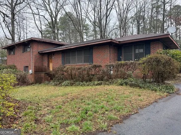 6896 Florence Dr, Lithia Springs, GA 30122