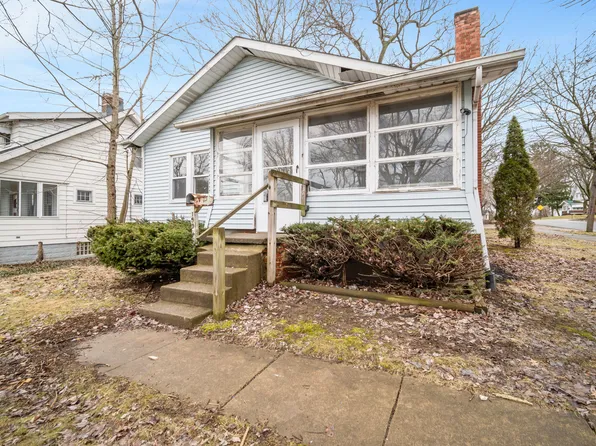 1599 Hillcrest St, Akron, OH 44314