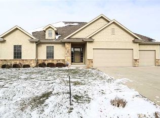 509 Stonegate Ct SW, Altoona, IA 50009