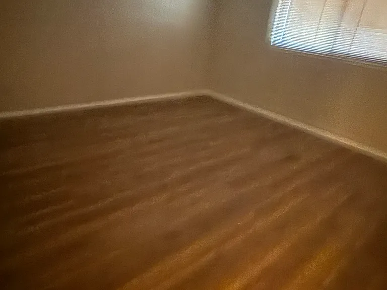 5005 Village Wood Dr — Photo 8