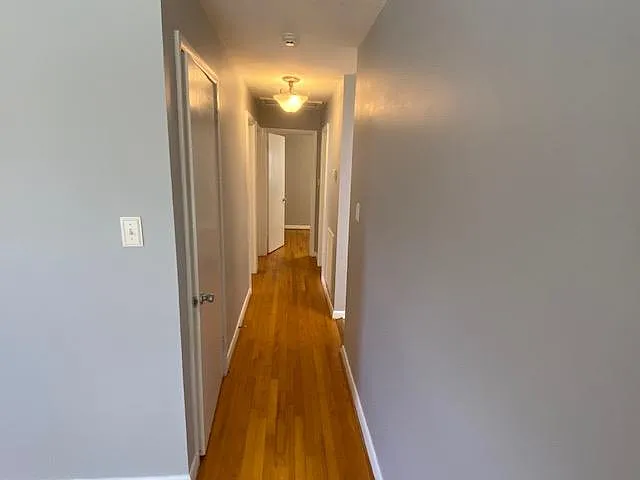 518 Overhill Dr — Photo 3