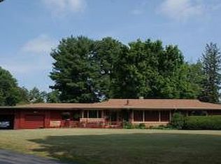 308 Lavinder Ln, Bristol, TN 37620