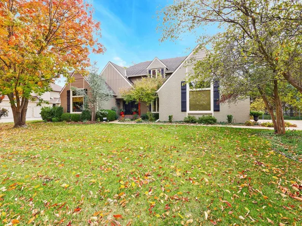1104 N Linden Cir, Wichita, KS 67206