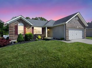 1122 Duxbury Ln, O'Fallon, MO 63366