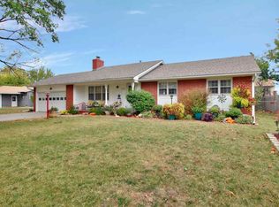 4716 E Greenbriar Ln, Wichita, KS 67220