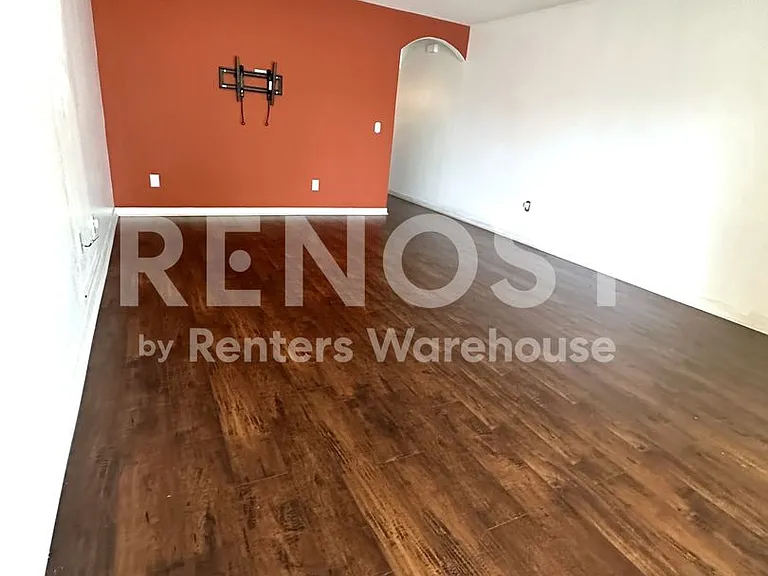 10943 Keys Gate Dr — Photo 8