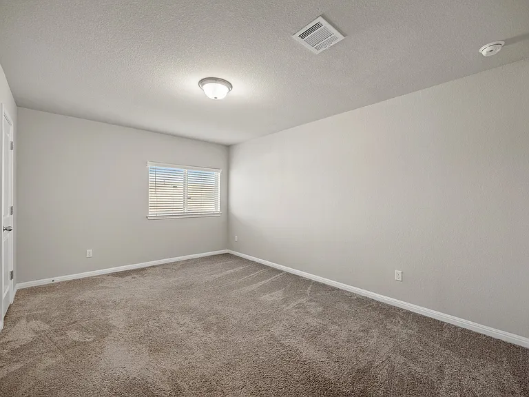 19004 Quebrada Dr — Photo 22