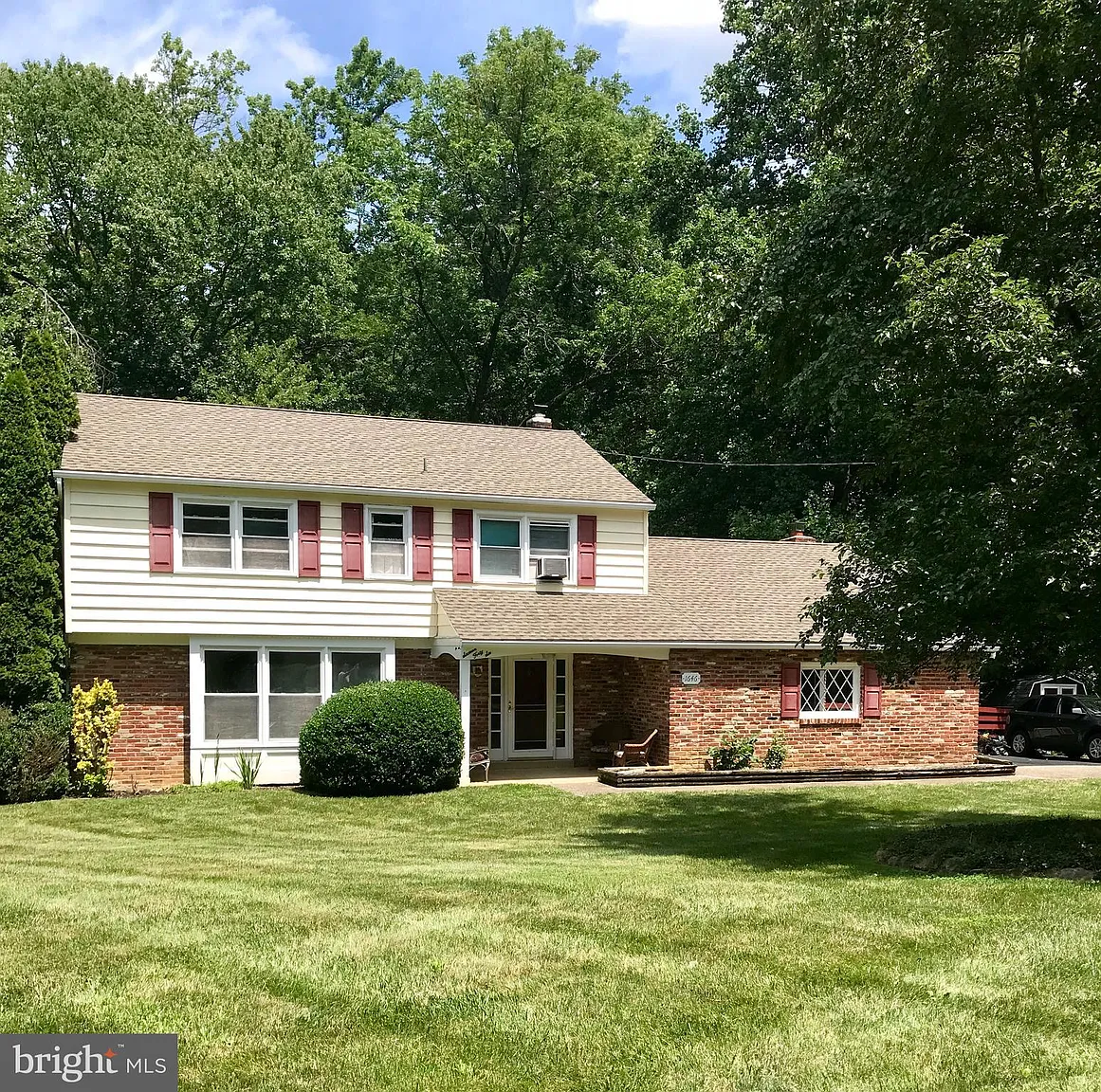 1646 Christine Ln photo 1