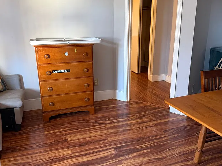 11 Akron St — Photo 3