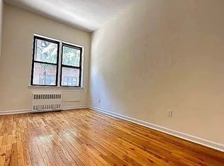 317 E 90th St APT 1D, New York, NY 10128