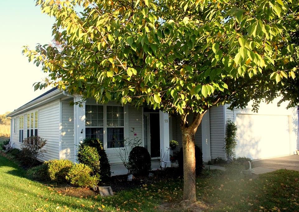 1st image of 18 Buckingham Cir