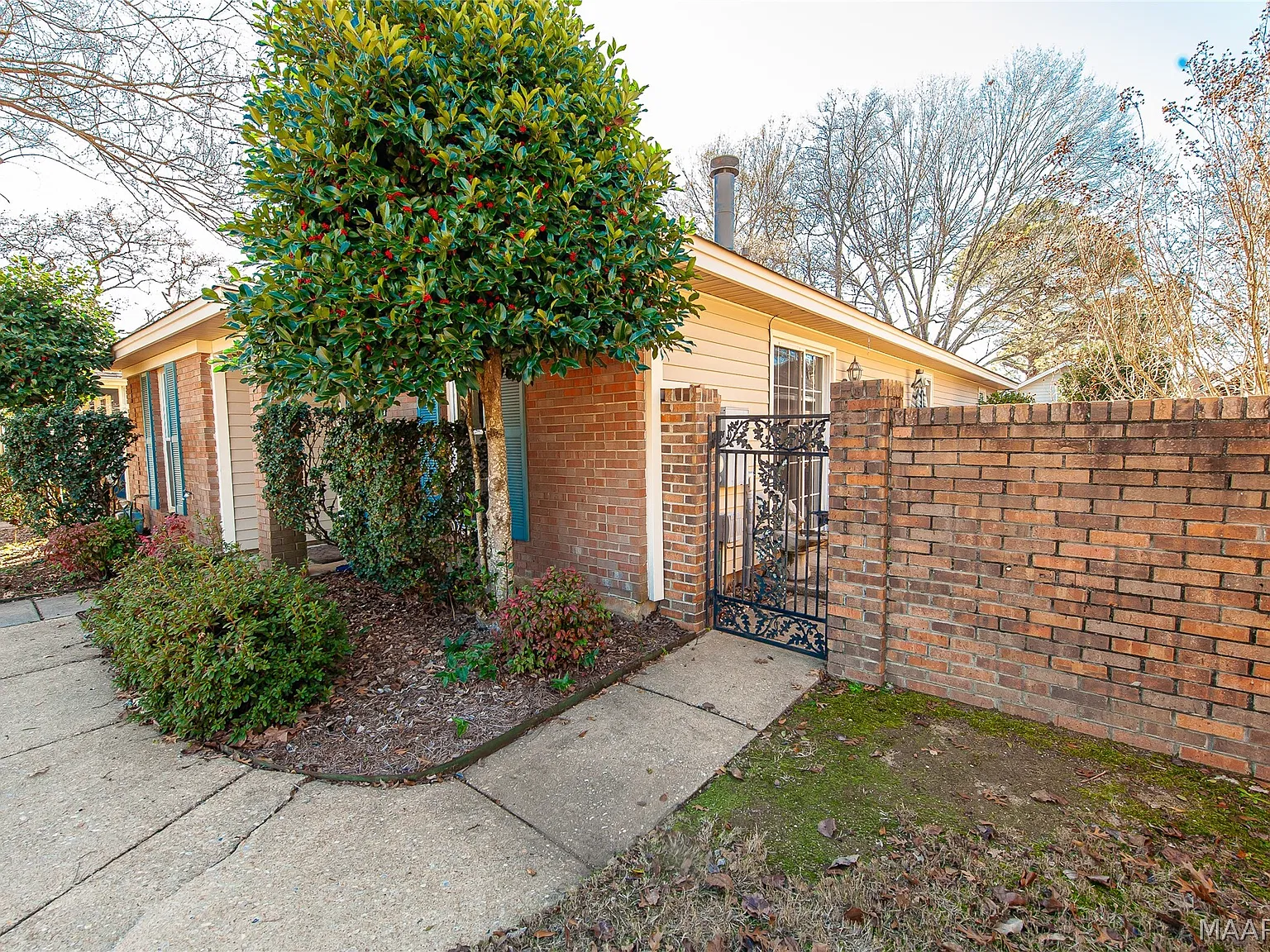 3 bed, 2.0 bath, 1392 sqft, $1,500 — Photo 4