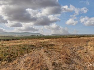 N Crane Rd, Midvale, ID 83645