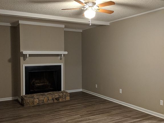 2nd image of 4007 Fritz Ln