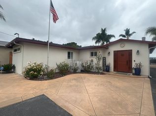837 Grapevine Rd, Vista, CA 92083