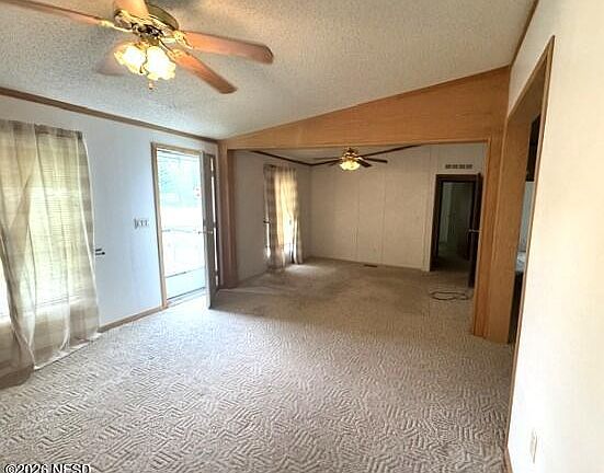 2nd image of 401 4th St