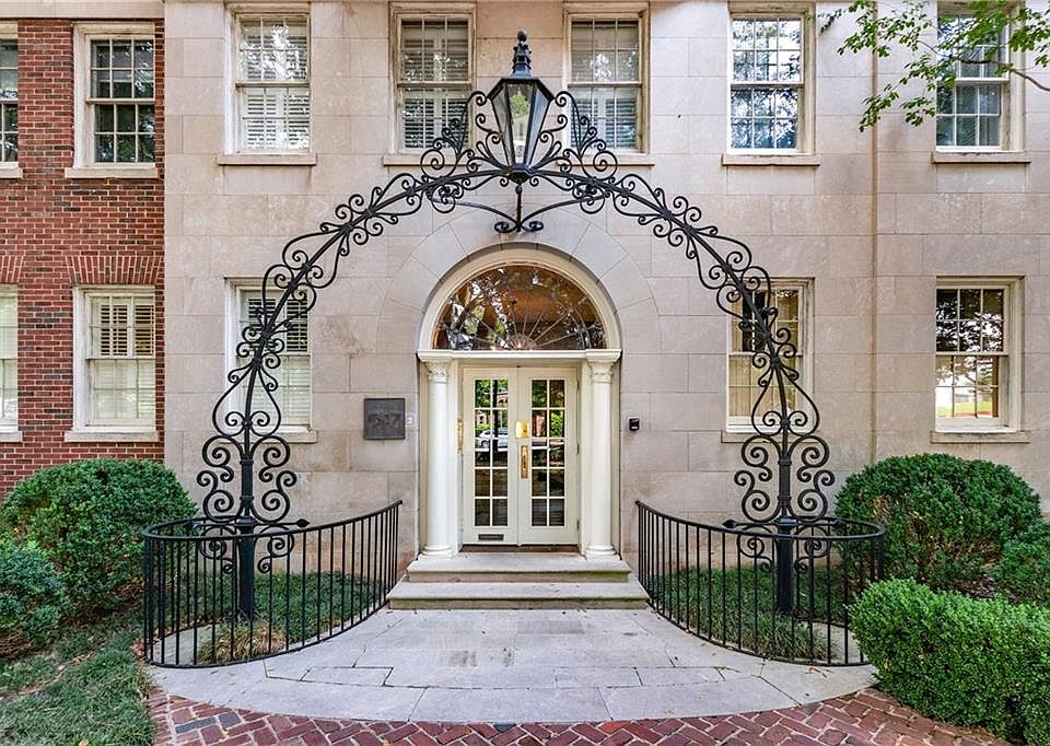 1st image of 1325 Peachtree St NE APT 401
