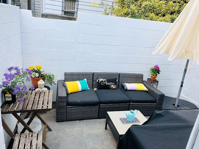 521 Cantrell St — Photo 9